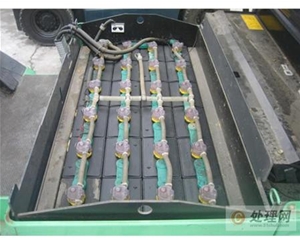 叉車電池組 (1)